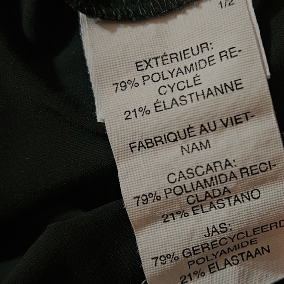 Vuori Miles Performance Joggers - Picture 8 of 10